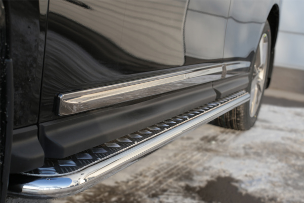 Фото Пороги труба d42 С листом (лист алюм,проф.нерж)(вариант 1) NISSAN Pathfinder 2014-