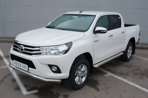 Фото Пороги труба d42 с листом (лист алюм,проф.сталь)(вариант 2) TOYOTA Hilux 2015-
