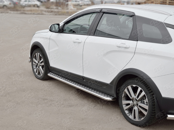 Фото Пороги труба d42 с листом (лист алюм, проф.сталь) (вариант 2) LADA VESTA SW CROSS 2017-