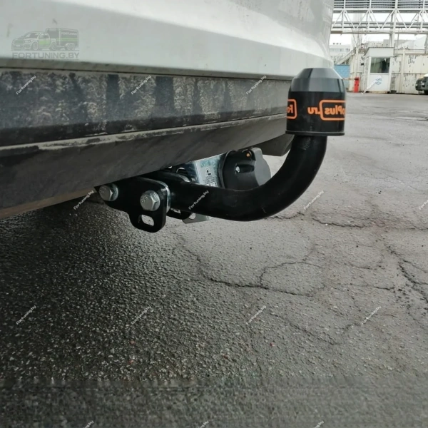 фото Фаркоп Leader Plus (Россия) для Volkswagen Jetta VI (2010-2018)