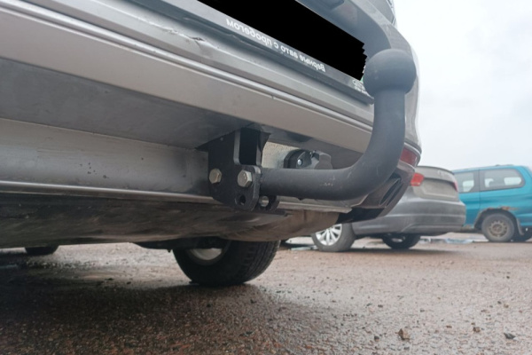 фото Фаркоп AvtoS для VOLKSWAGEN Passat B8 седан (2015-)