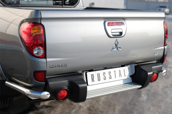 Фото Защита заднего бампера уголки d63(секции) MITSUBISHI L200 2014