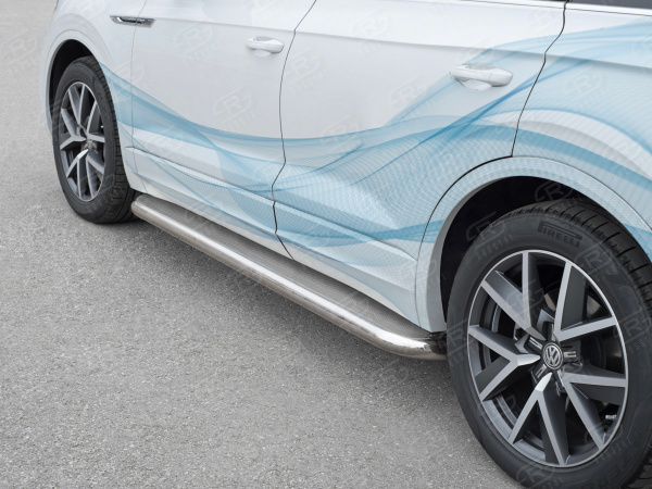 Фото Пороги труба d63 с листом (лист нерж, проф. нерж) (вариант 3) VOLKSWAGEN TOUAREG 2018-