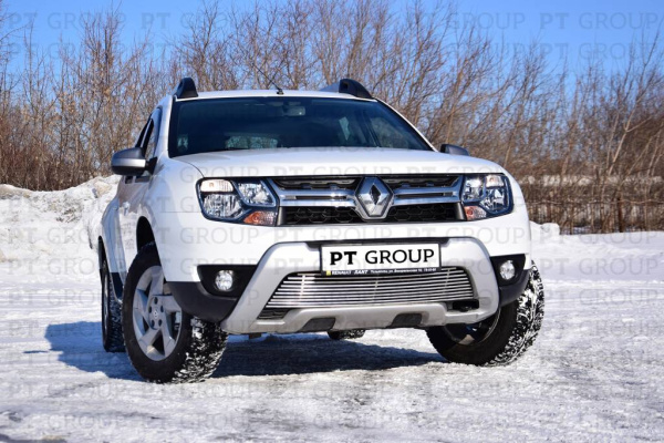 Фото Решетка в бампер из нержавеющей стали для Рено Дастер