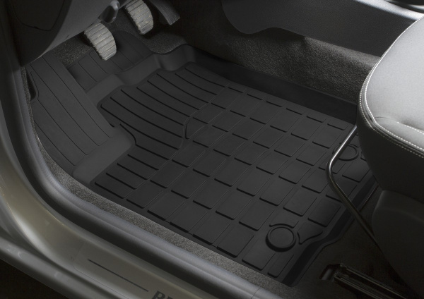 Коврики салона литьевые Rival для Renault Sandero хэтчбек 5-дв. 2014-н.в./Sandero Stepway хэтчбек 5-дв. 2014-н.в., резина, с крепежом, с перемычкой, 5 шт., 64703001