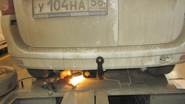 фото Фаркоп Bosal для Lada Largus I (2012-)