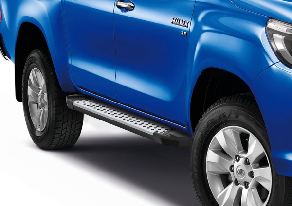 Фото Пороги алюминиевые Rival "Bmw-Style" для Toyota Hilux 2015-