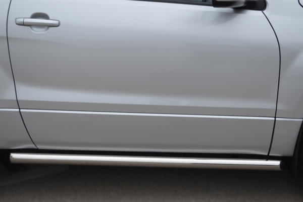 Фото Пороги труба d63 (вариант 1) SUZUKI Grand Vitara 3дв. 2012-2016