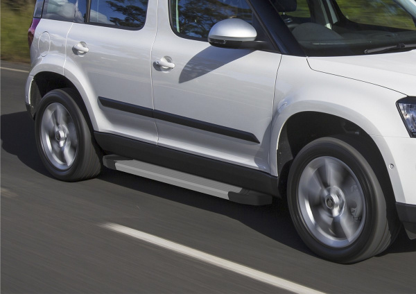 Фото Пороги алюминиевые Rival "Silver" для Skoda Yeti 2009-2014-