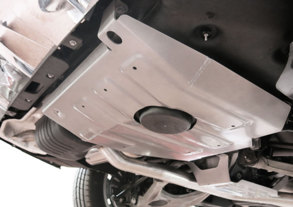 Фото Защита топливного бака Rival для Mercedes-Benz GL 2012-2016, алюминий 4 мм, с крепежом, 333.3927.1