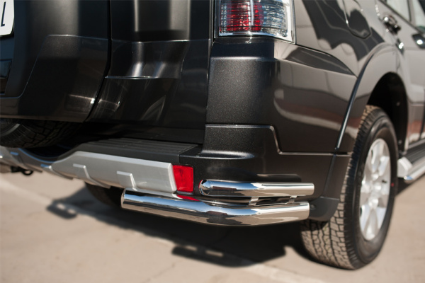 Фото Защита заднего бампера уголки d63 (секции) d42 (секции) MITSUBISHI Pajero 4 2014-