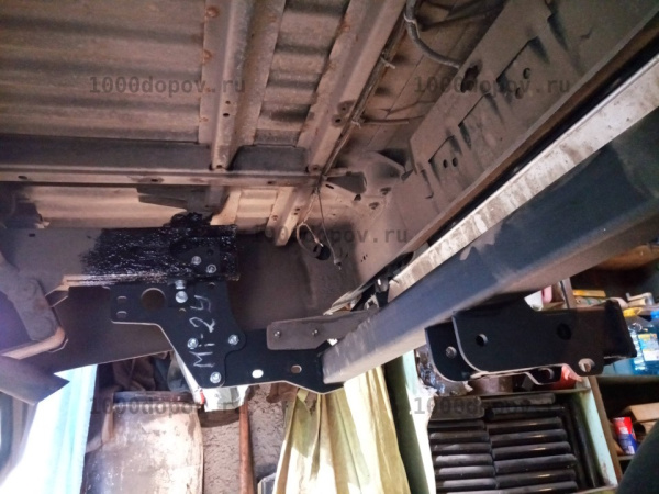 фото Фаркоп AvtoS для MITSUBISHI L-200 (в т.ч. удлин. кузов)  2006-2014 "под квадрат"