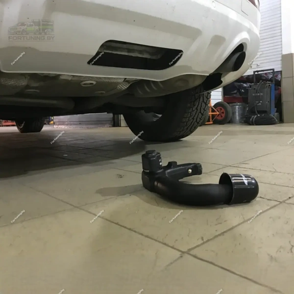 Фаркоп Steinhof (Польша) «быстросъёмный на ключ» для Audi Q5 I «8R» (2008-2017)