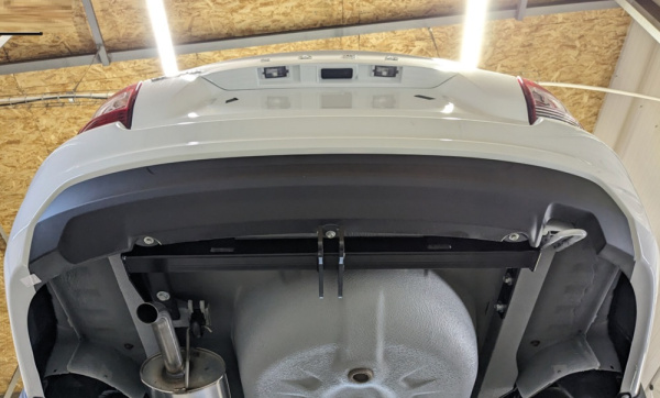 фото Фаркоп BERG для Lada Granta I «рестайлинг» седан/ лифтбек/ универсал (2018-) "вкл. Cross"