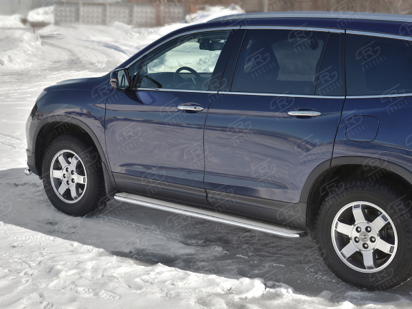 Фото Пороги труба d42 с листом (лист нерж, проф. нерж) (вариант 3) HONDA PILOT 2016-