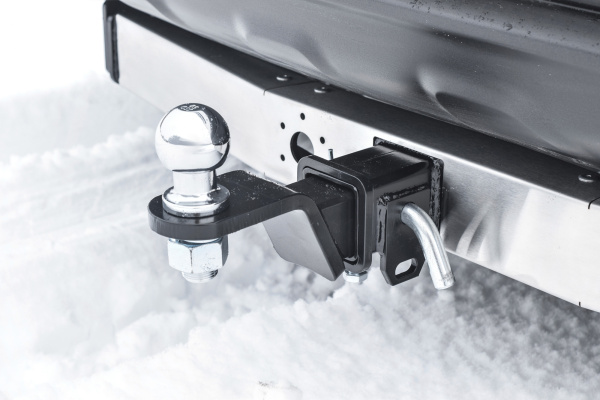 фото Фаркоп под съемное квадратное крепление с накладкой из нерж. LEXUS NX с 2014