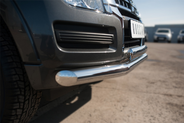 Фото Защита переднего бампера d76 (секции) d75х42 (дуга) MITSUBISHI Pajero 4 2014-