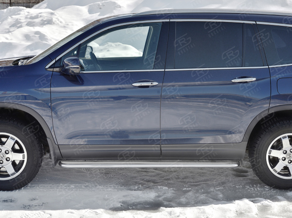 Фото Пороги труба d42 с листом (лист нерж, проф. нерж) (вариант 3) HONDA PILOT 2016-