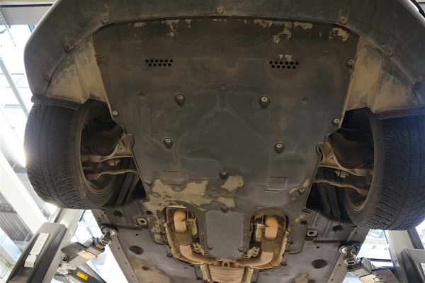 Фото Защита картера двигателя и кпп Porsche Panamera (2017-) + радиатора из 3-х частей