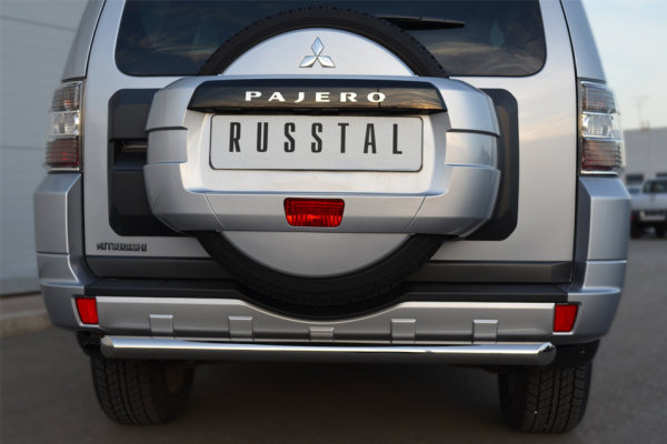 Фото Защита заднего бампера d63 (дуга) MITSUBISHI Pajero 4 2012-2014