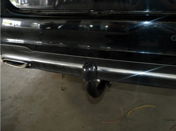 фото Фаркоп Imiola для Mercedes C-Class седан w204 / универсал s204 2008-2014, исключая AMG