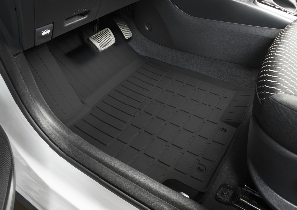 Коврики салона литьевые Rival для Hyundai Solaris седан 2017-н.в./Kia Rio седан, хэтчбек X-line 2017-н.в., резина, с крепежом, с перемычкой, 5 шт., 62305002