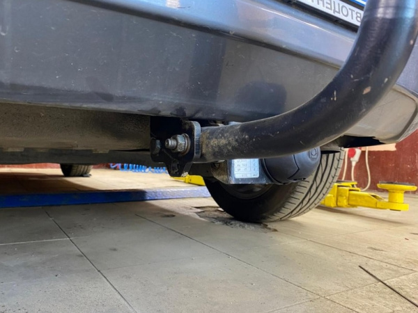 фото Фаркоп Imiola для Opel Astra «J» "хэтчбек" (2009-2018)