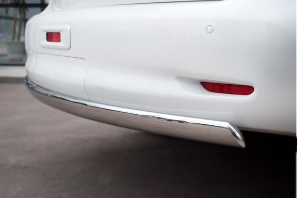 Фото Защита заднего бампера 75х42 овал INFINITI QX 56 2010-2014