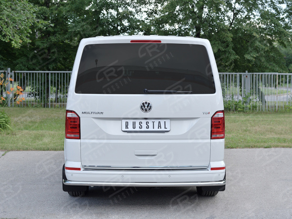 Фото Защита заднего бампера d42 секция VOLKSWAGEN Multivan Caravella Transporter Т6 2016 (короткая база)