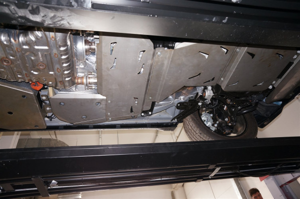 Фото Защита днища JEEP Grand Cherokee, АКПП (2010-2013-) из 5 частей