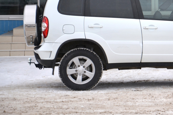 Фаркоп ПТ Групп «быстросъемный под квадрат» для Chevrolet Niva I «рестайлинг» (2009-2020)