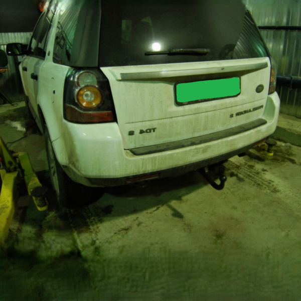 фото Фаркоп Imiola для Land Rover Freelander 2008-2015