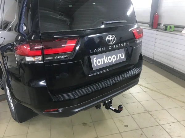 фото Фаркоп Bosal - Oris - Weso для Toyota Land Cruiser 300 (2021-) "быстросъемный"