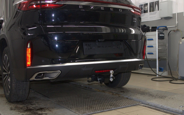 Фаркоп BERG «быстросъемный под квадрат» для Exeed TXL I (2019-2024) "только до* и 1 рестайлинг"