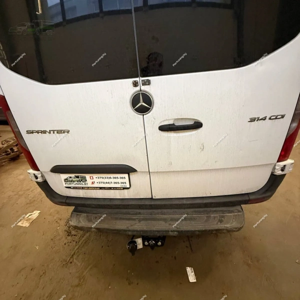 фото Фаркоп AvtoS (Россия) для Mercedes Sprinter III «со ступенькой» (2018-)