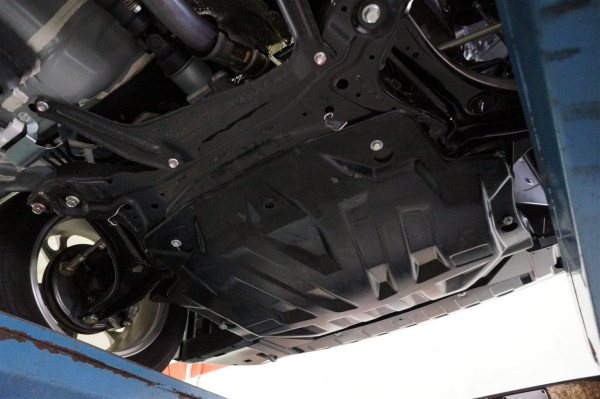 Фото Композитная защита картера и КПП Mitsubishi Outlander III (2012-)