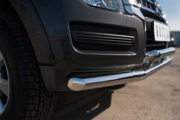 Фото Защита переднего бампера d63 (секции) d63 (дуга)+декор MITSUBISHI Pajero 4 2014-