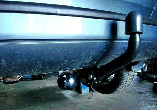 фото Фаркоп Imiola для Peugeot 307 универсал 2001-2008