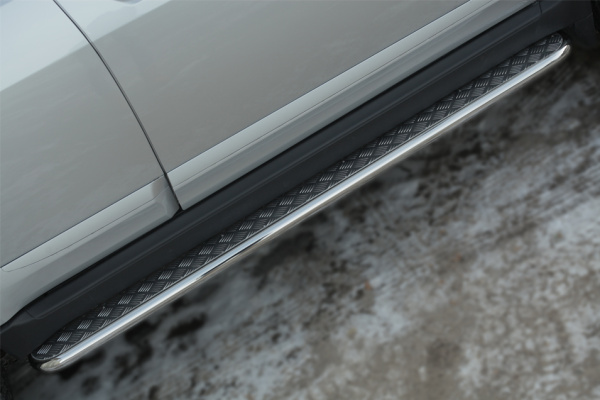 Фото Пороги труба d42 с листом(лист алюм., проф. нерж)(Вариант 1) GREAT WALL Hover H3 2014-