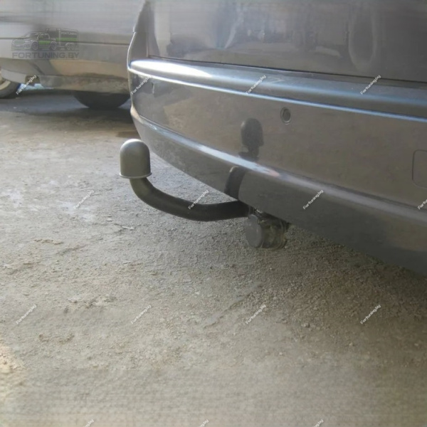 фото Фаркоп Imiola для Kia Ceed универсал 2007-2012