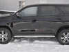 Фото Пороги труба 75х42 овал с проступью(лист алюм пыльник) TOYOTA FORTUNER 2017-