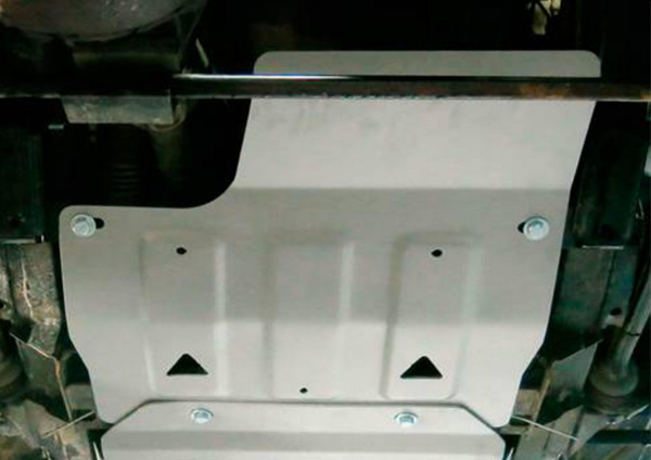 Фото Защита КПП Rival для Land Rover Defender 90/110 2007-2016, алюминий 4 мм, с крепежом, 333.3111.1