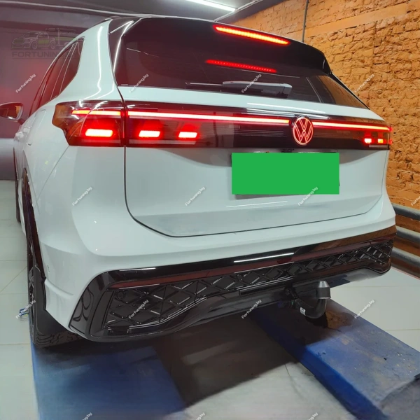 фото Фаркоп Galia (Словакия) «быстросъемный на ключ» для Volkswagen Tiguan III (2024-)