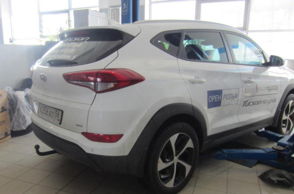 фото Фаркоп Bosal - Oris - Weso для Hyundai Tucson III (2015-2018)