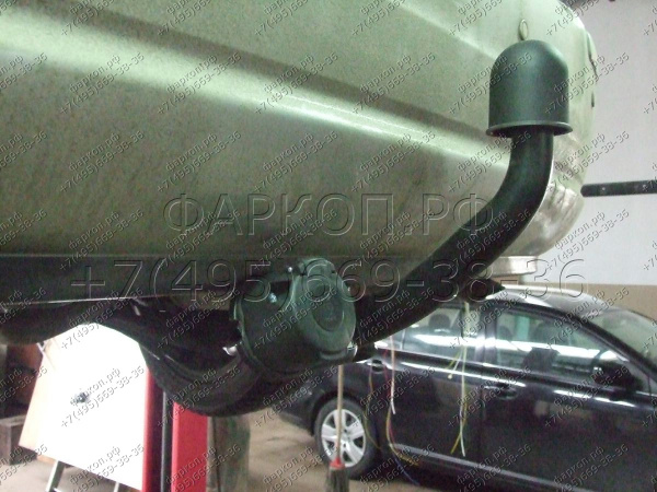 фото Фаркоп Imiola для Toyota Avensis лифтбек/седан 2003-2009
