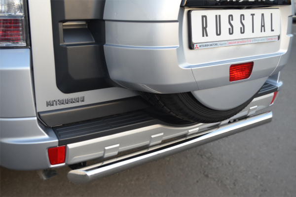 Фото Защита заднего бампера d63 (дуга) MITSUBISHI Pajero 4 2012-2014