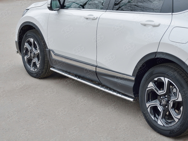 Фото Пороги труба 75х42 овал с проступью HONDA CR-V 2017-