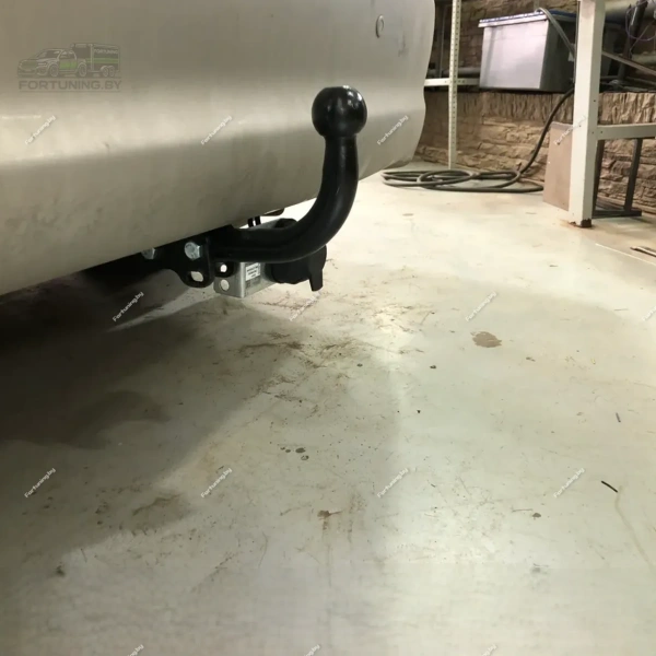 фото Фаркоп Leader Plus (Россия) для Mitsubishi Grandis (2003-2011)