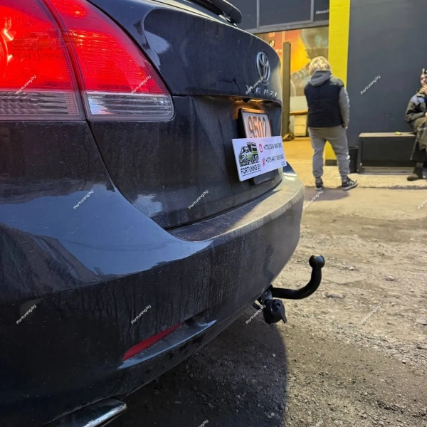 фото Фаркоп Leader Plus (Россия) для Toyota Venza I (2008-2012)