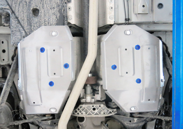 Фото Защита топливного бака Rival для Land Rover Range Rover Evoque 2011-н.в., алюминий 4 мм, с крепежом, 333.3125.1